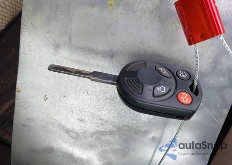 2013 Ford Focus Se z USA, uszkodzony, nr VIN 1FADP3F21DL333048